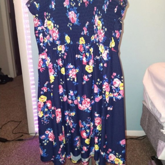 Blue Spring dress - Picture 2 of 4